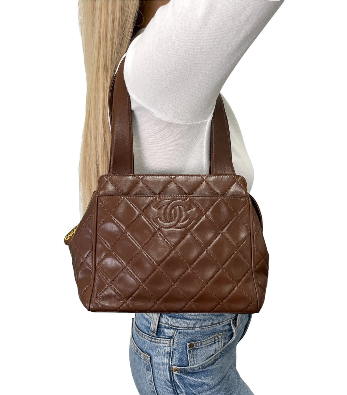 CHANEL Vintage CC Logo Quilted Shoulder Handbag Brown Gold Leather 902804