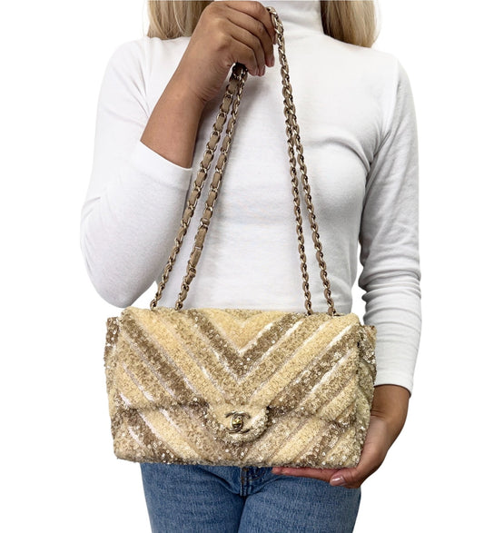 CHANEL Vintage CC Logo Sequins Chain Shoulder Bag Beige Gold Canvas 902909