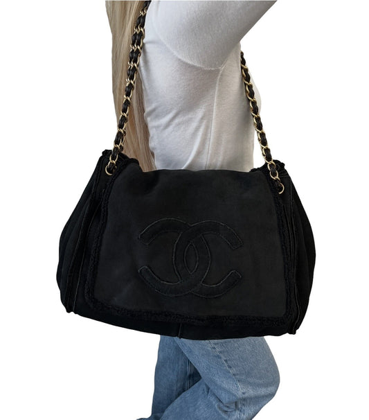 CHANEL Vintage CC Big Logo Shearling Chain Shoulder Bag Black Gold Suede Mouton