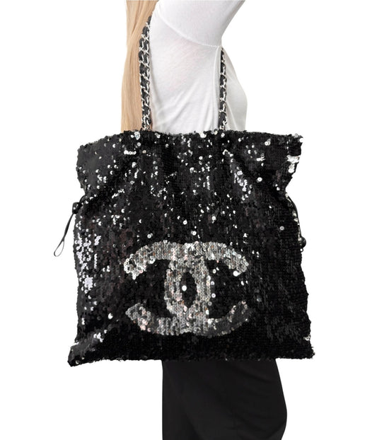 CHANEL Vintage CC Logo Sequins Chain Shoulder Bag Black Silver Leather 902476