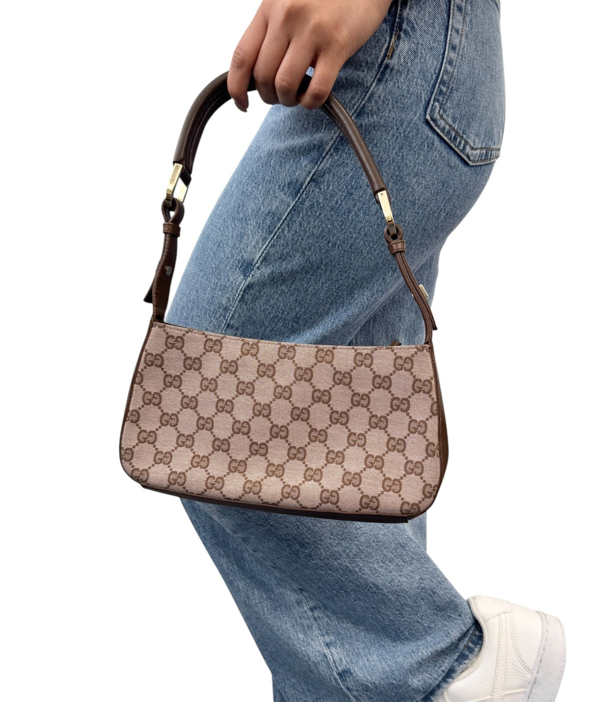 GUCCI Vintage GG Monogram Logo Canvas Shoulder Bag Leather Brown Gold 902399