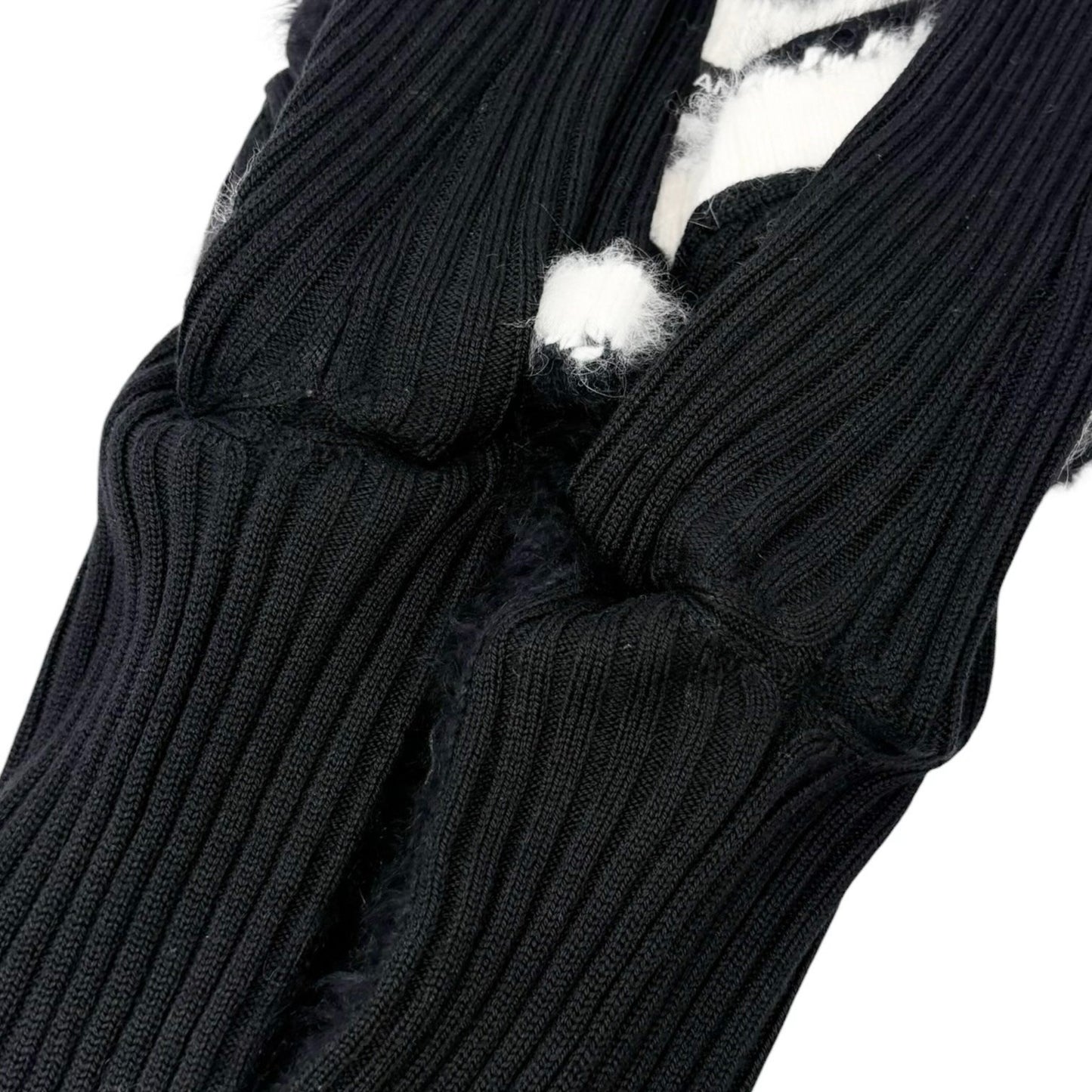 CHANEL Vintage 02A CC Logo Fur Knit Sweater Top #38 Black White Wool 901976