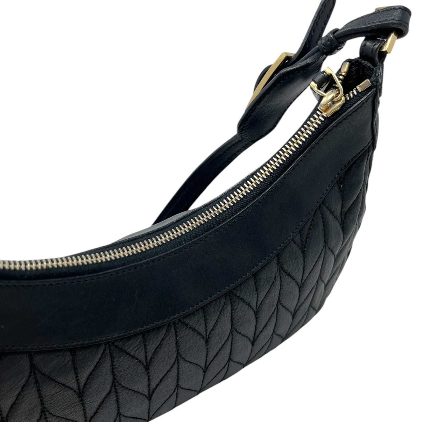 GUCCI Vintage Logo Quilted Hobo Shoulder Bag Black Gold Leather Zip 106546