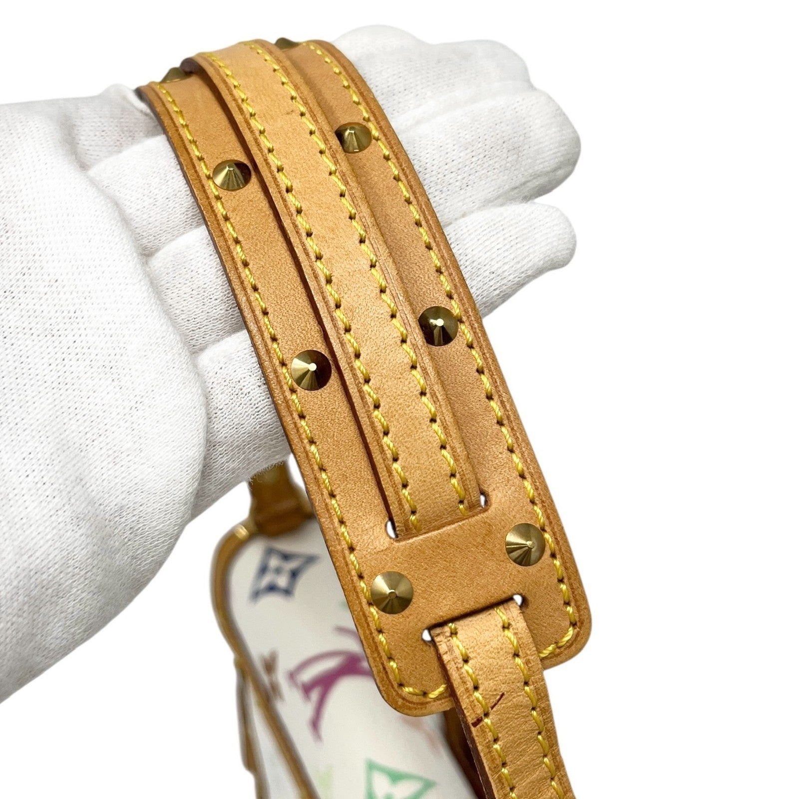 LOUIS VUITTON Vintage M92055 Eye Love Monogram Pochette Eye Miss You Bag