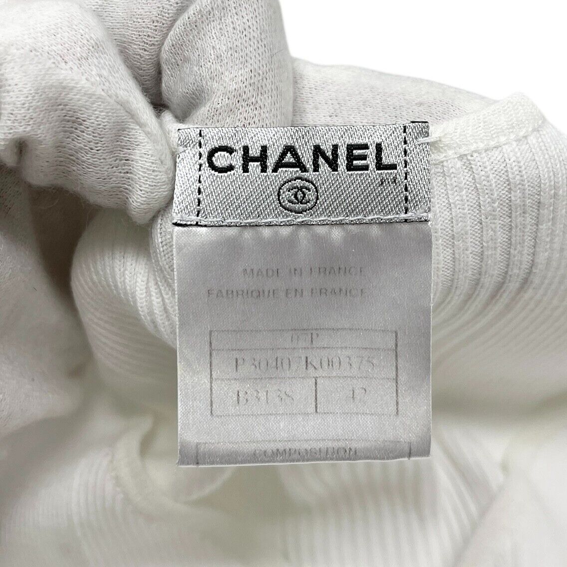 CHANEL Vintage 07P CC Logo Knit Tank #42 Camisole Rib Top White Cotton