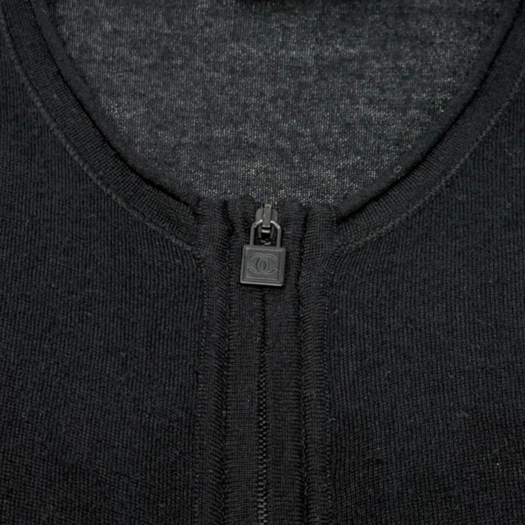CHANEL Sport Vintage 09A CC Logo Cashmere Zipped Jacket #34 Sequins Black