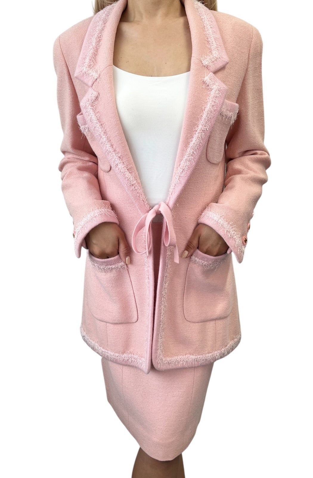 CHANEL Vintage 94A CC Logo Button Tweed Jacket Skirt Set #38 Wool Pink Fringe