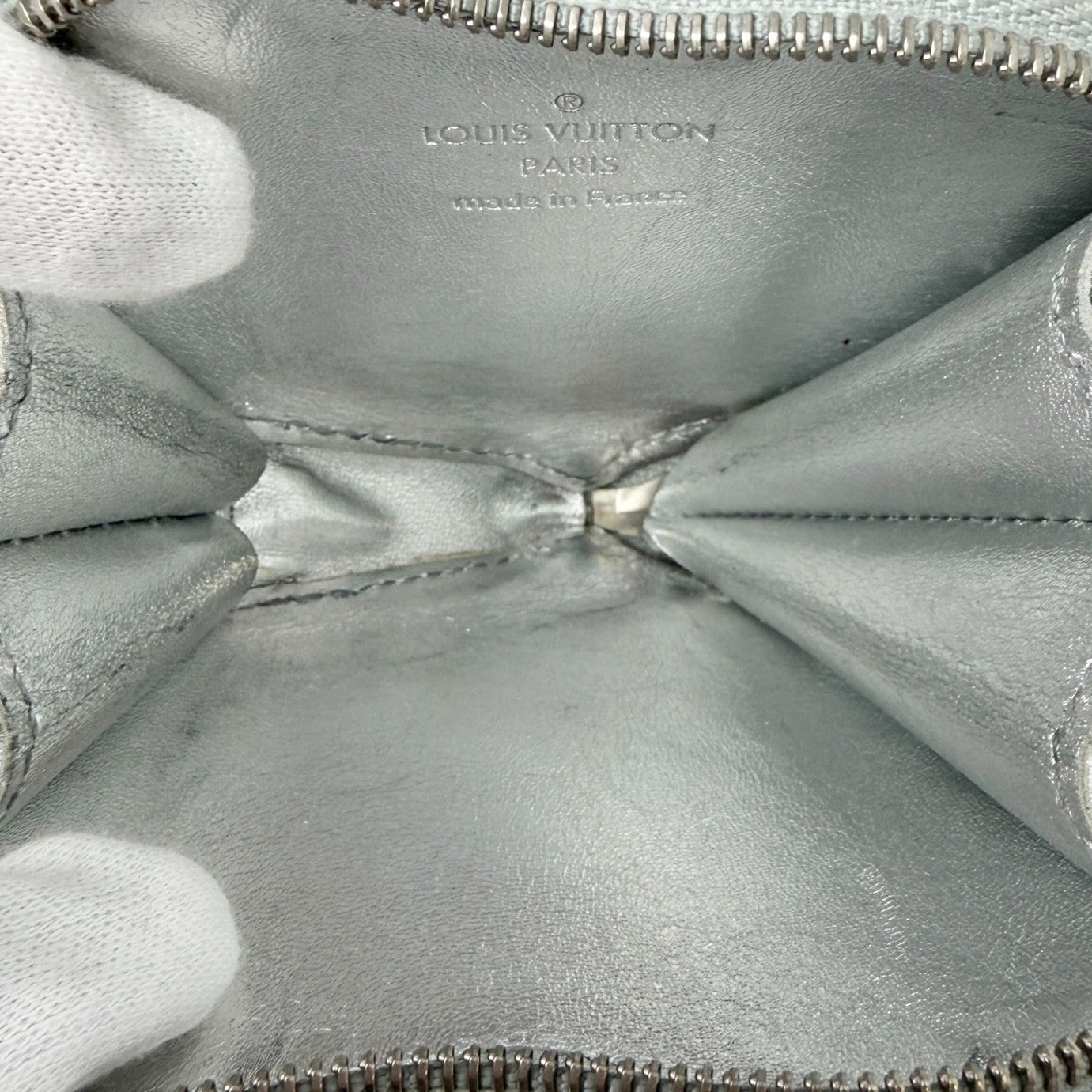 LOUIS VUITTON Vintage Monogram Miroir Porte Monnaie Coeur Coin Purse Silver