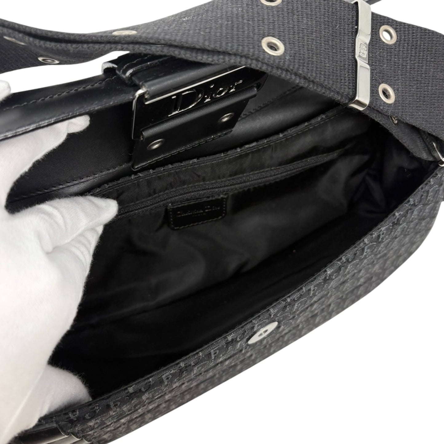 Christian Dior Vintage 2002 Trotter Street Chic Columbus Shoulder Bag Black