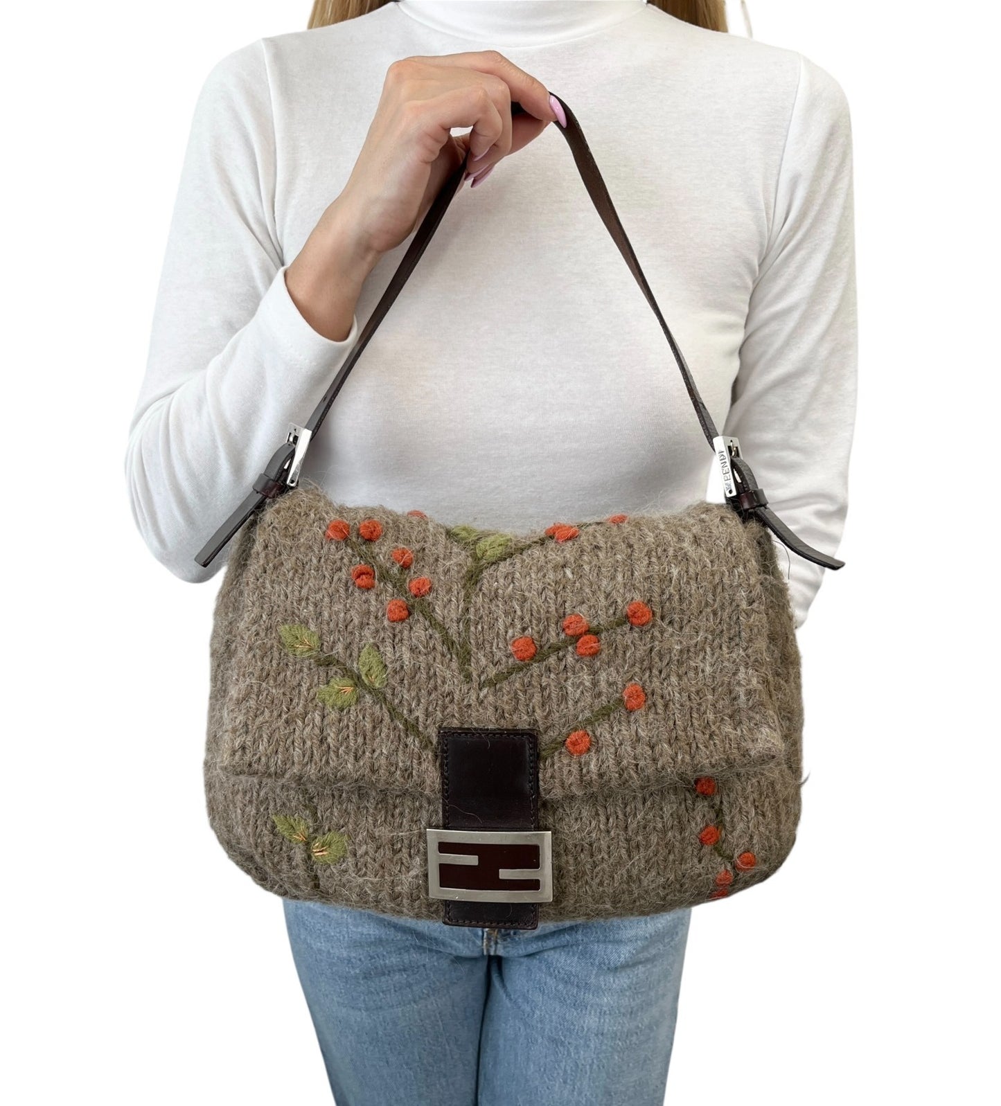FENDI Vintage FF Knit Mamma Baguette Flower Wool Shoulder Bag Beige Brown