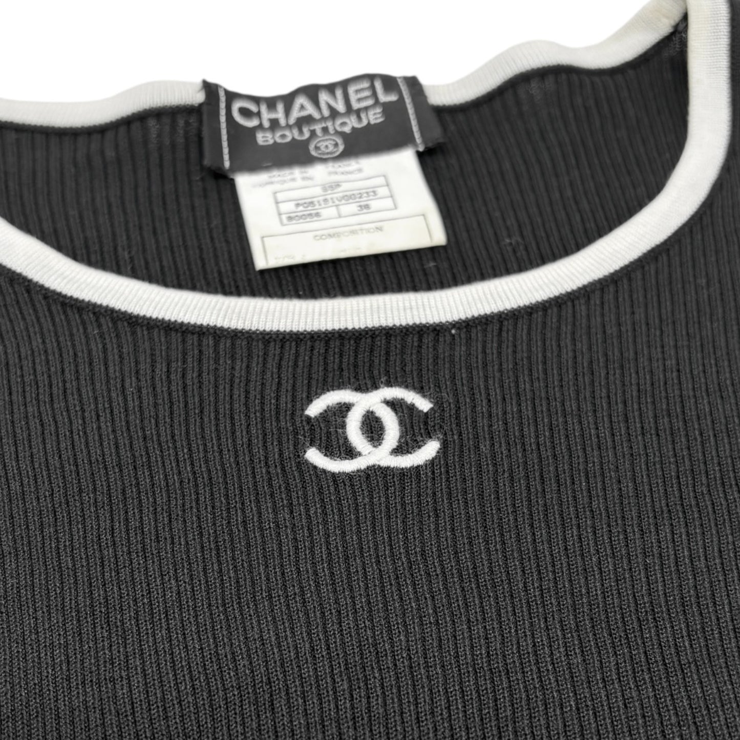 CHANEL Vintage 95P CC Logo Cropped Ribbed T-shirt #36 Black White Cotton