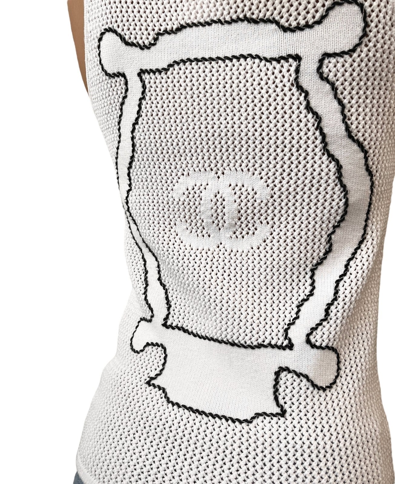 CHANEL Vintage 09C CC Logo Miami Tank Top #34 Knit Pink Black Rayon Crochet
