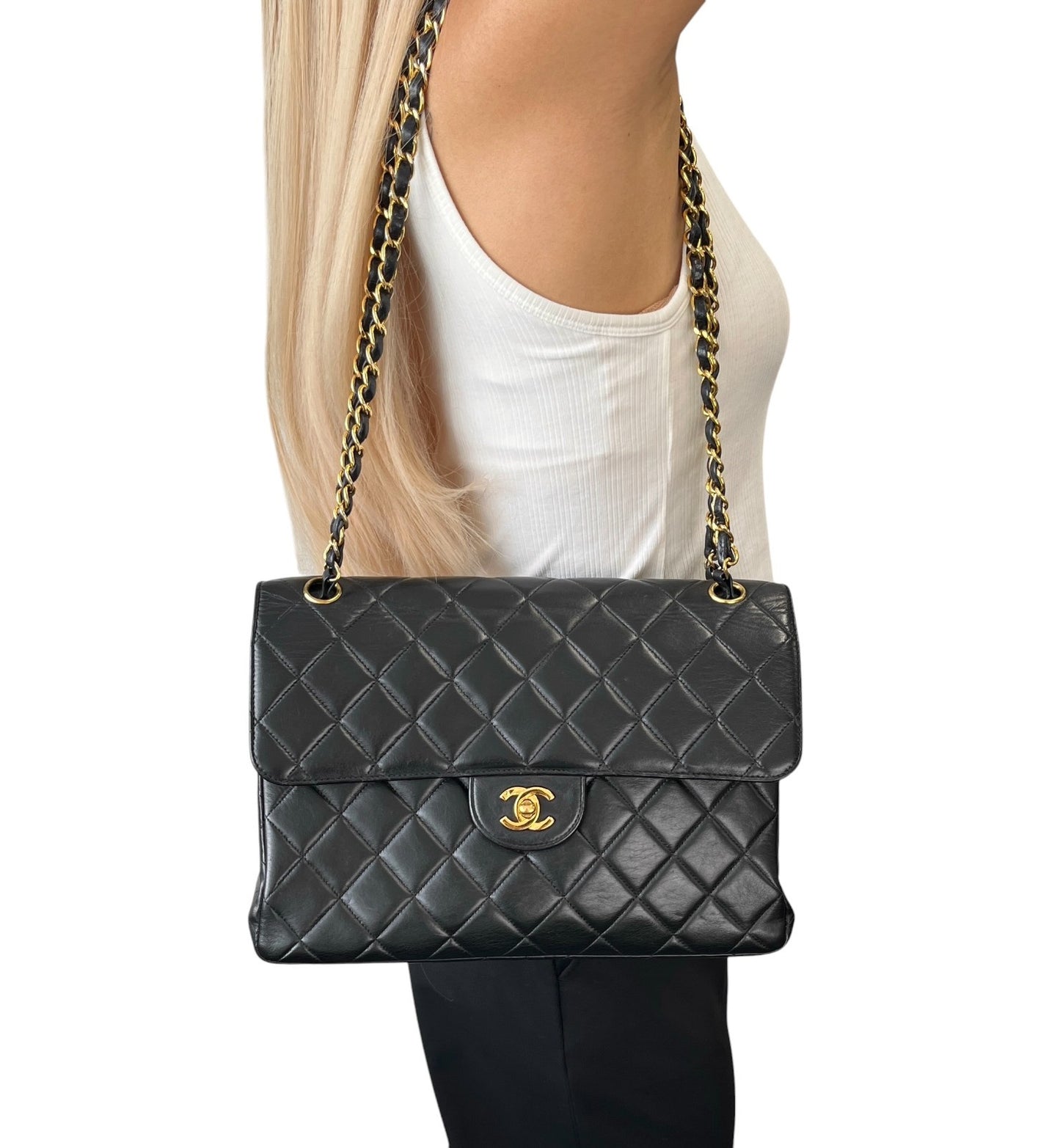 CHANEL Vintage CC Logo Quilted Double Flap Shoulder Bag Black Leather 902285