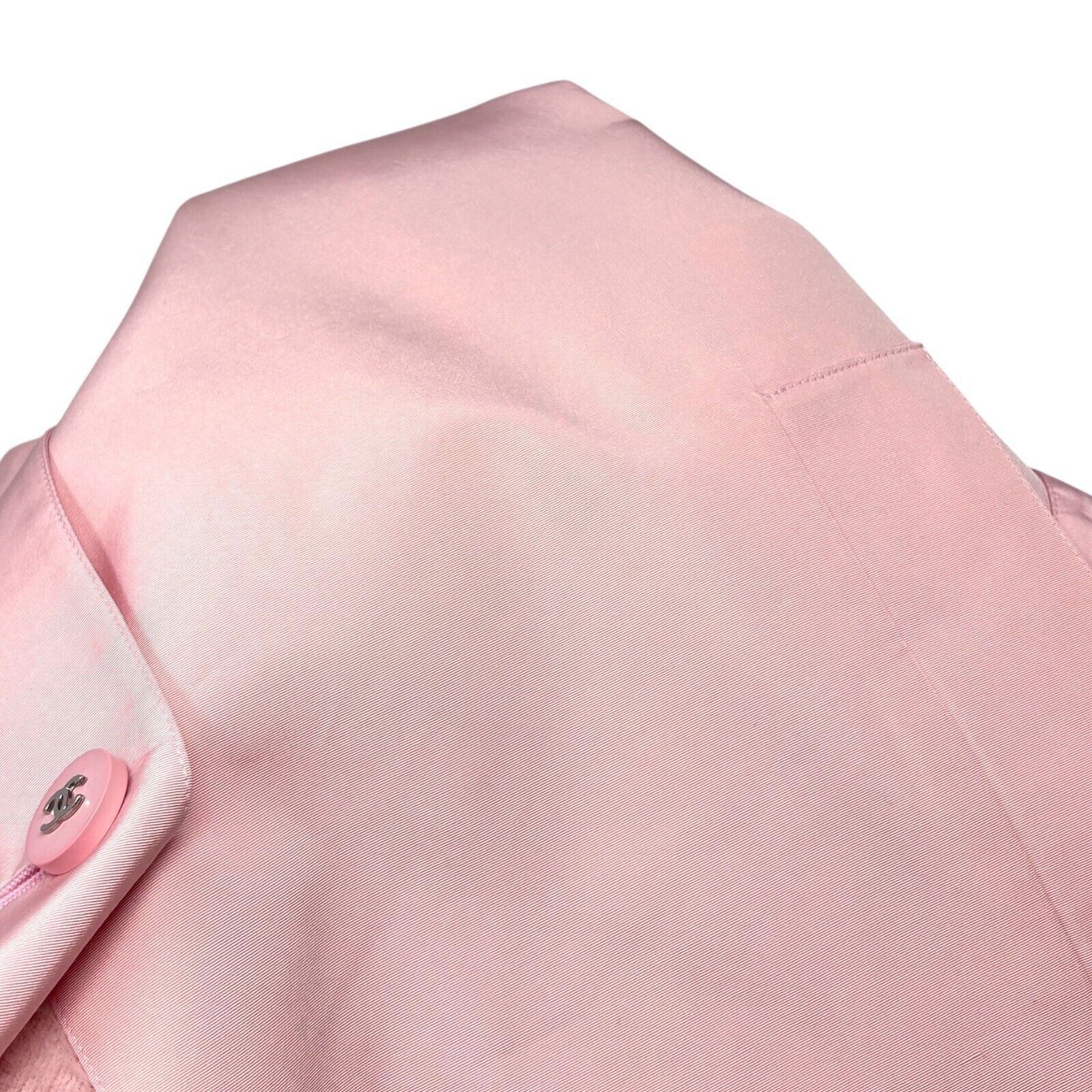 CHANEL Vintage 96P CC Logo Trench Coat Jacket #38 Pink Silver Silk Button