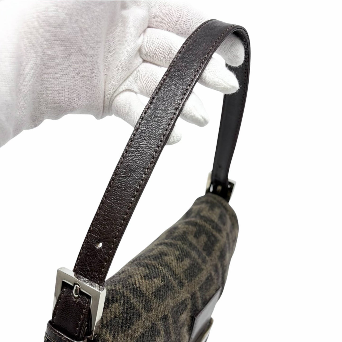 FENDI Vintage FF Logo Knit Wool Mamma Baguette Shoulder Bag Brown 902241