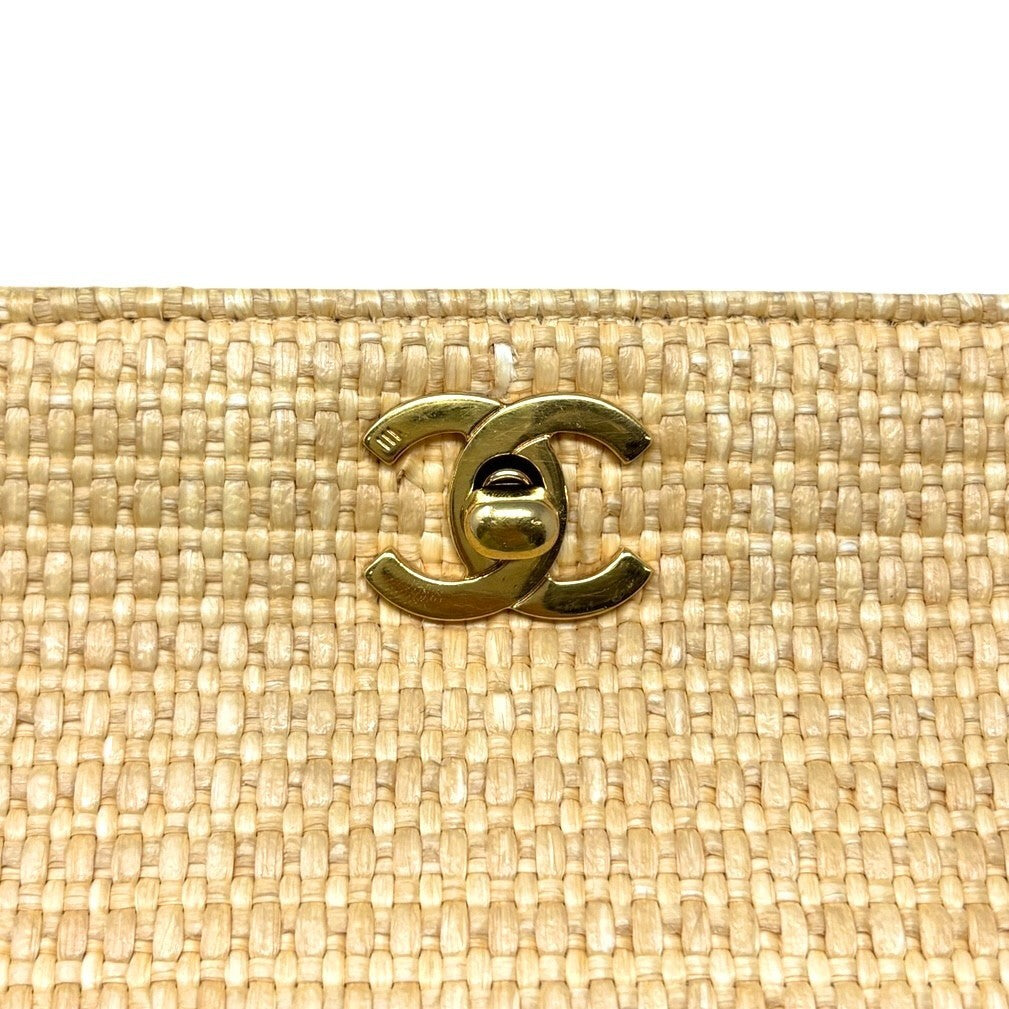 CHANEL Vintage 90s CC Logo Chain Shoulder Bag Cream Gold Straw