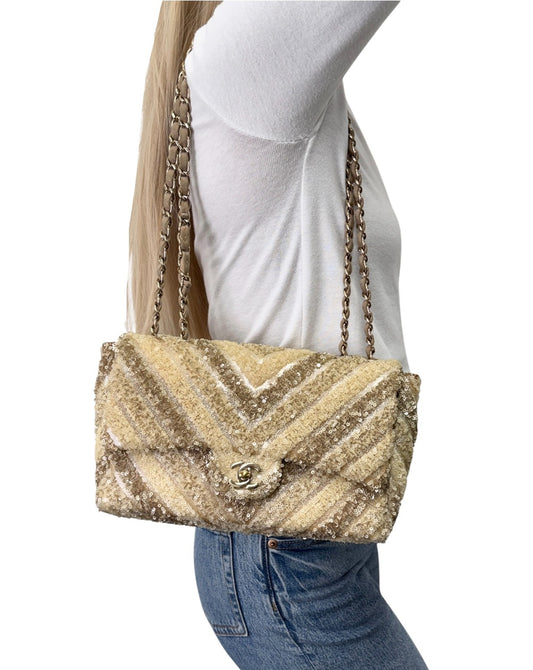CHANEL Vintage CC Logo Sequins Chain Shoulder Bag Beige Gold Canvas 902909
