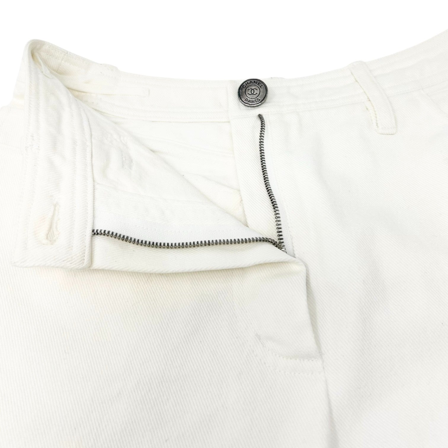 CHANEL Vintage 97C CC Logo Denim Pants #38 White Silver Cotton Stitch Pocket