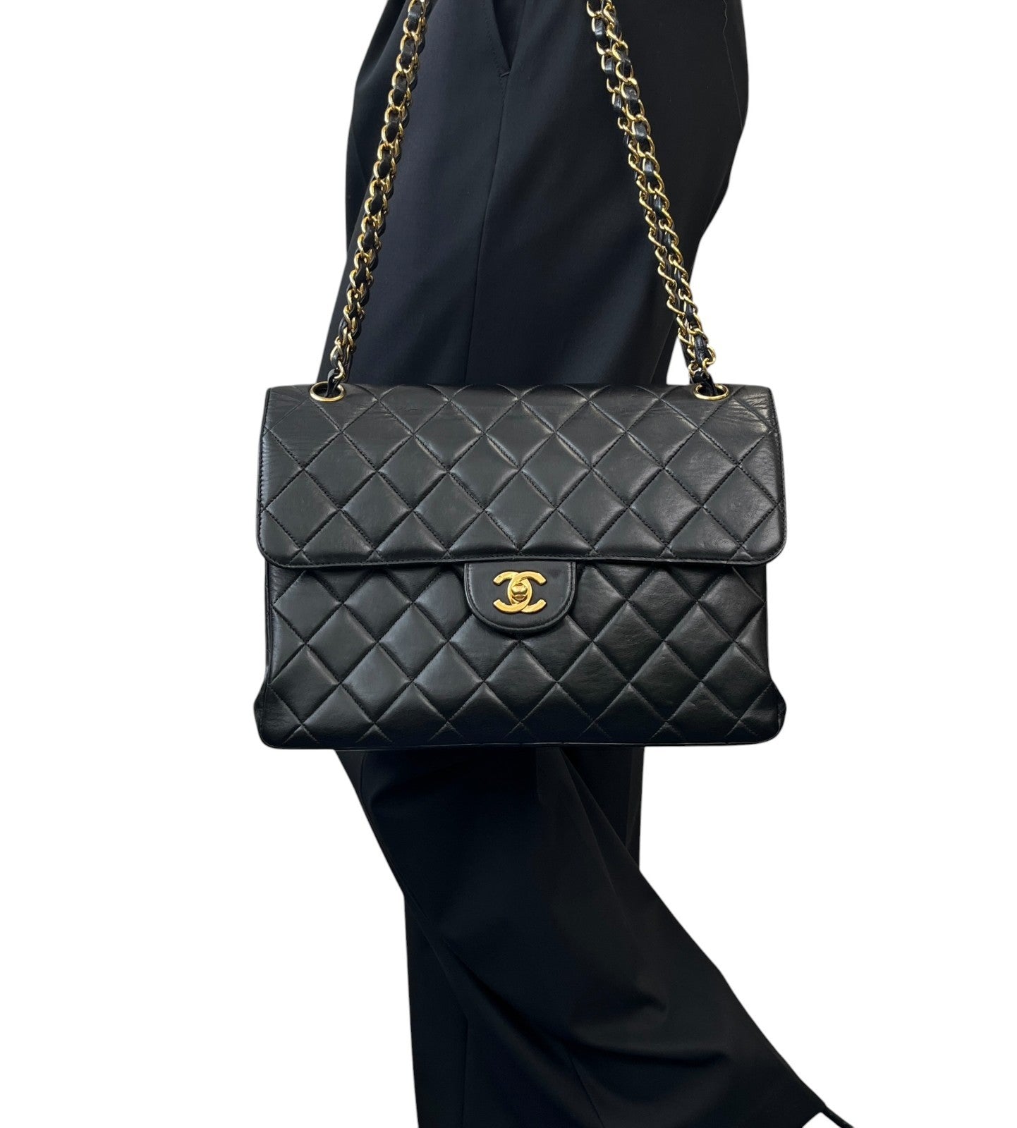 CHANEL Vintage CC Logo Quilted Double Flap Shoulder Bag Black Leather 902285