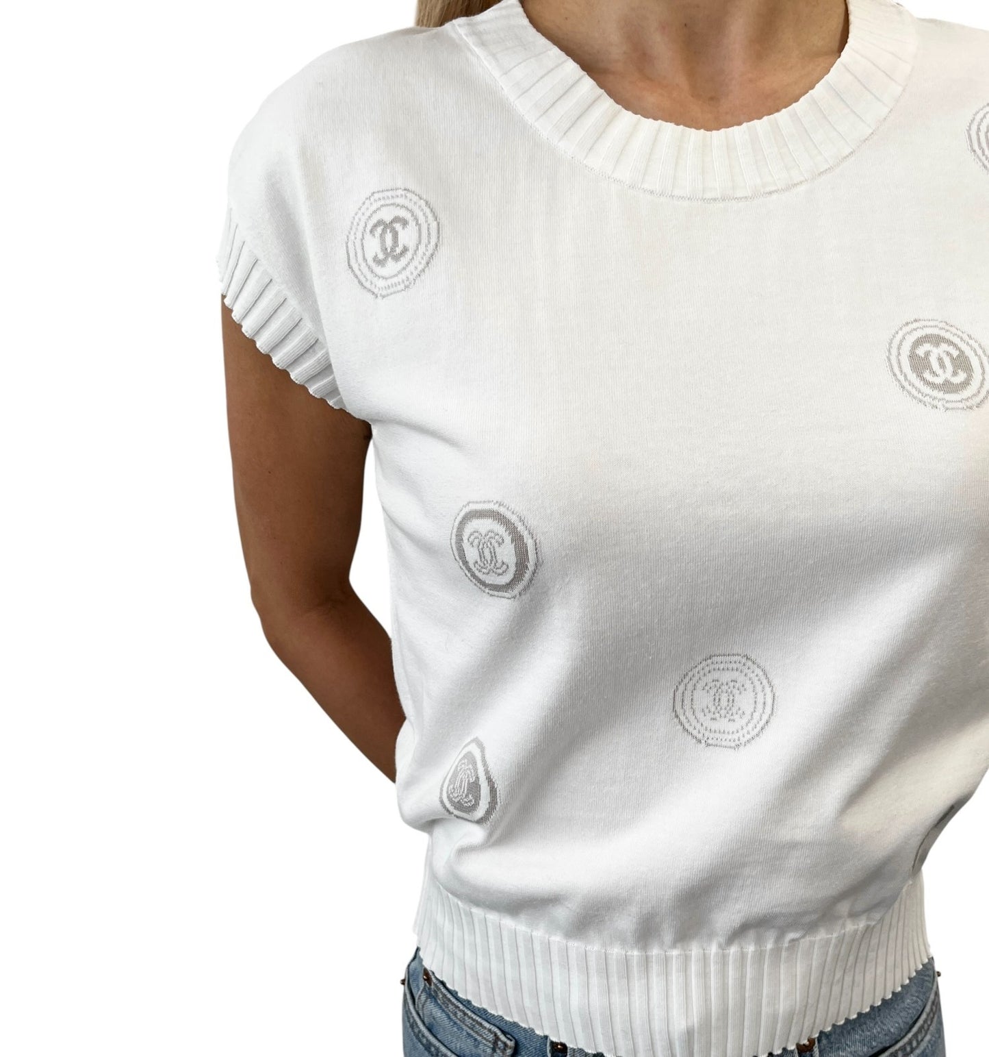 CHANEL Vintage 01P CC Logo Stamp Logo Knit Shirt Top #38 White Greige 901829