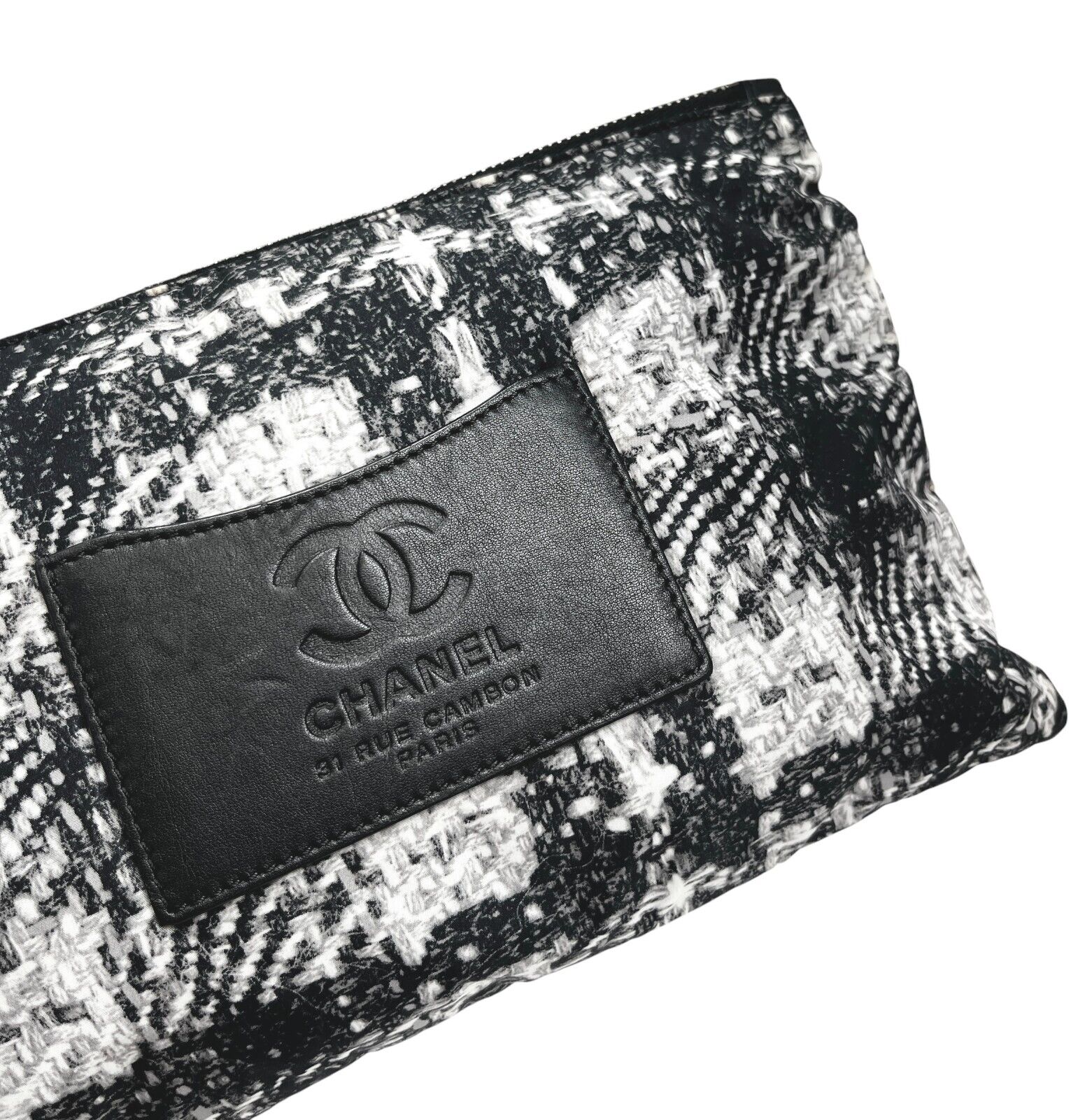 CHANEL Vintage CC Logo Matelasse Shoulder Bag With Pouch Black Silver Nylon