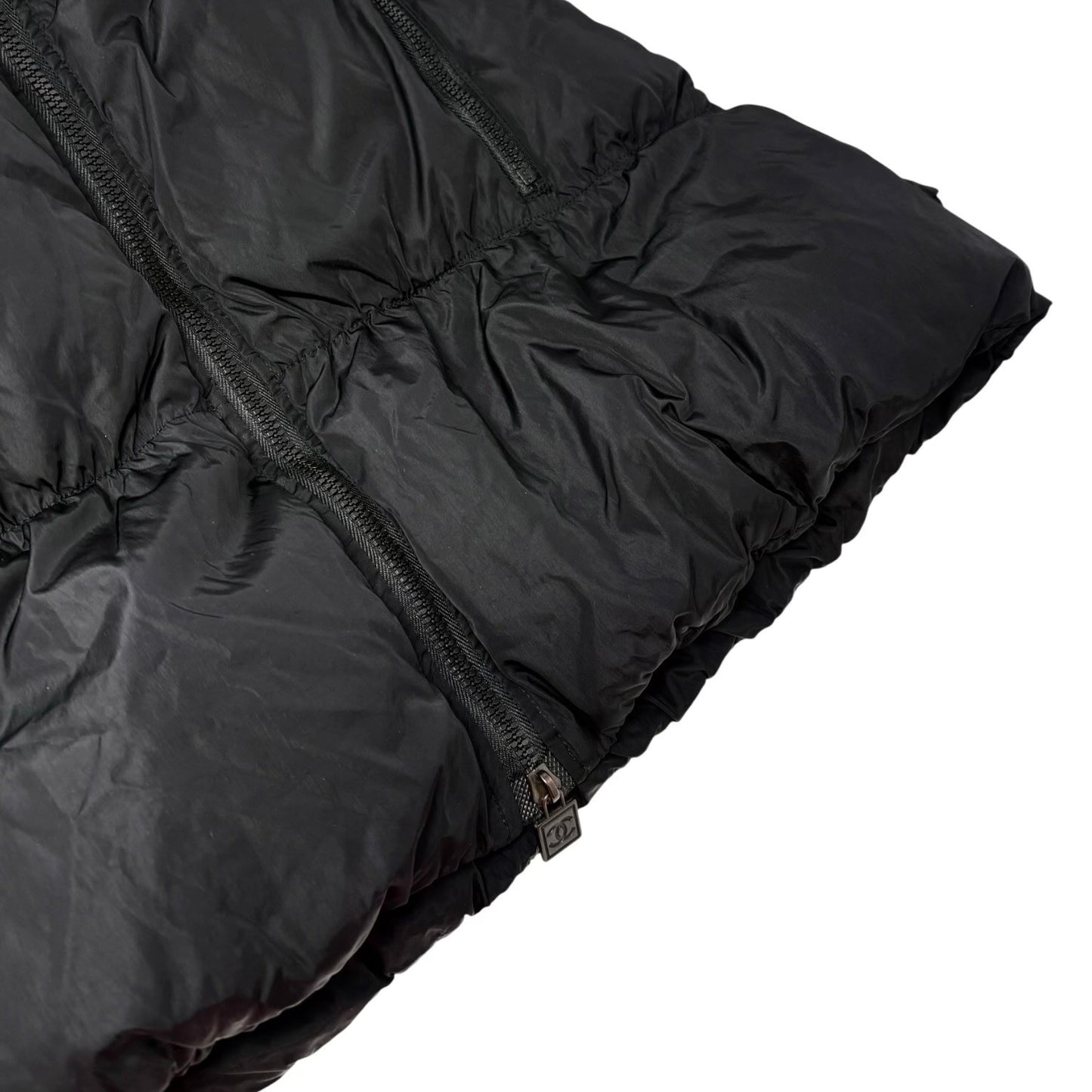 CHANEL Sport Vintage 07A Quilted Puffer Jacket Coat #38 Nylon Black White