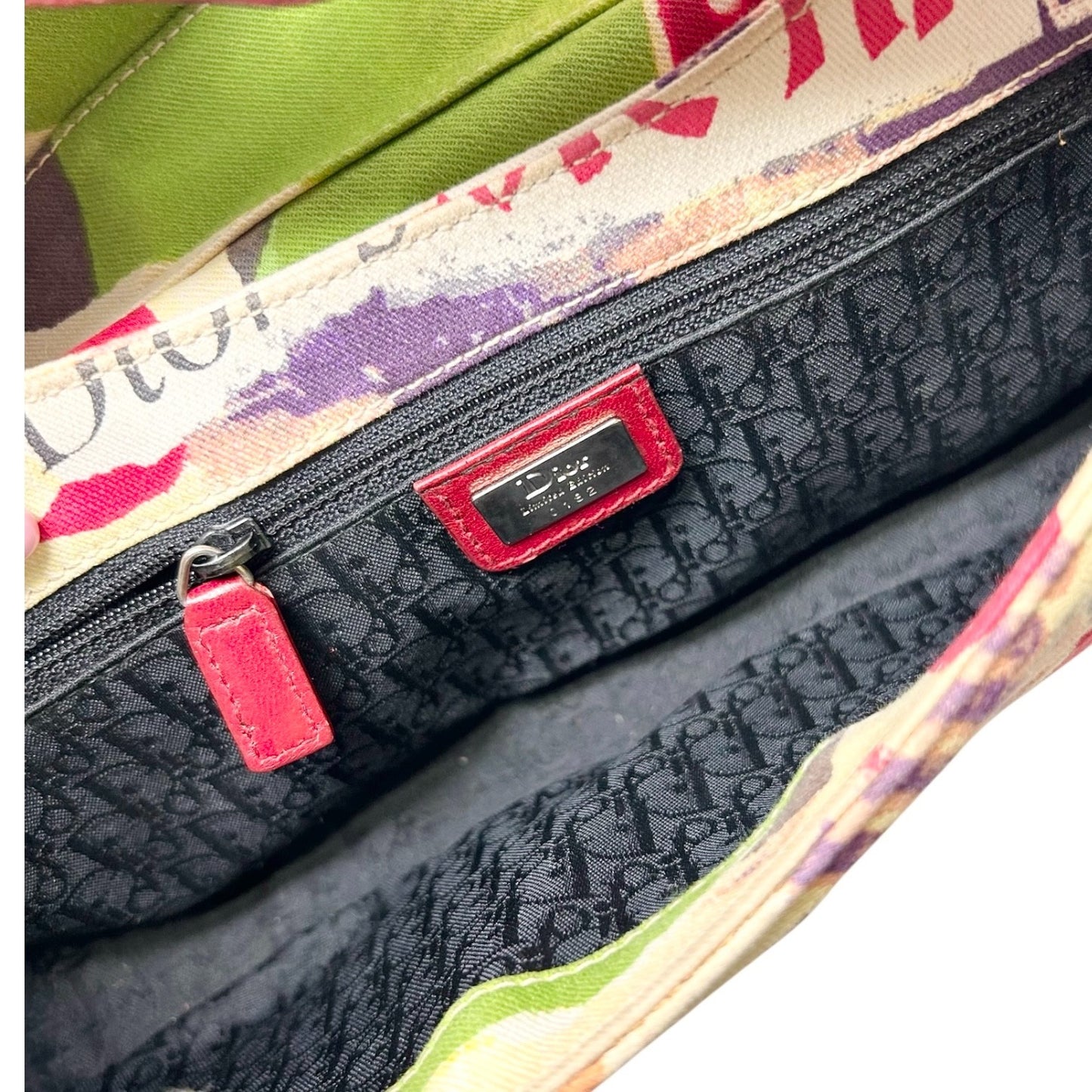 Christian Dior Vintage 2003 Logo Street Chic Columbus Victim Shoulder Bag Red