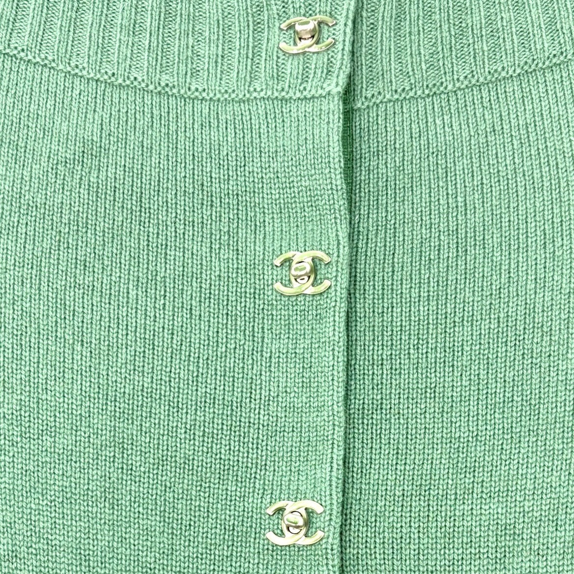 CHANEL Vintage P44445 CC Logo Turnlock Cashmere Knit Sweater Dress #38 Green