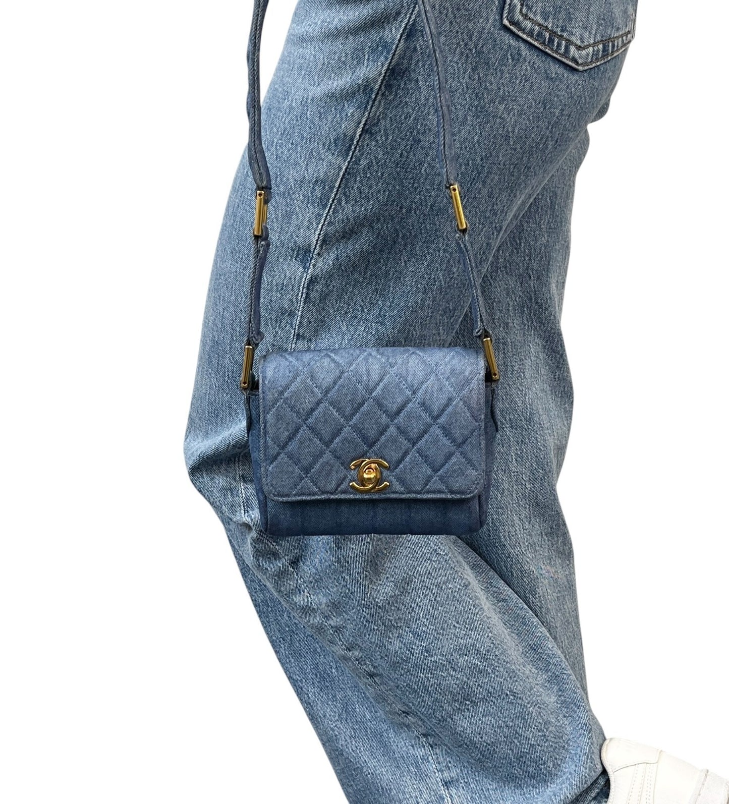CHANEL Vintage CC Logo Turnlock Quilted Denim Flap Shoulder Bag Blue Gold