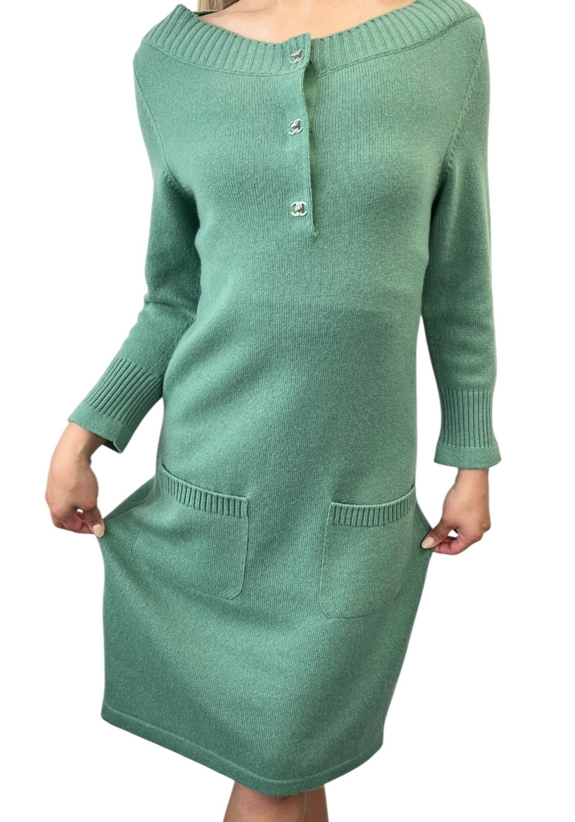 CHANEL Vintage P44445 CC Logo Turnlock Cashmere Knit Sweater Dress #38 Green
