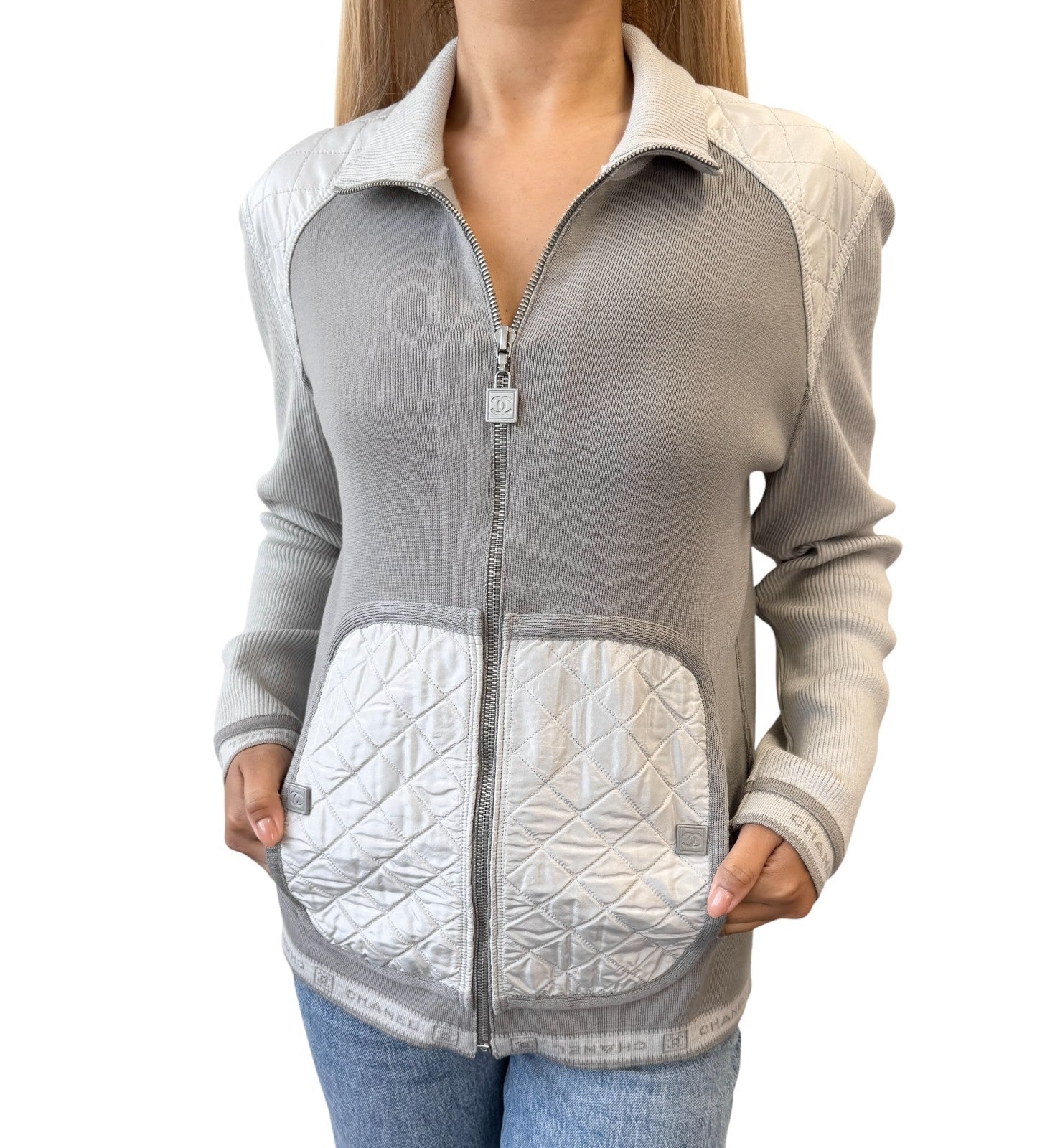 CHANEL Sport Vintage 04P CC Logo Zipped Quilted Jacket Top #44 Gray Silver Wool