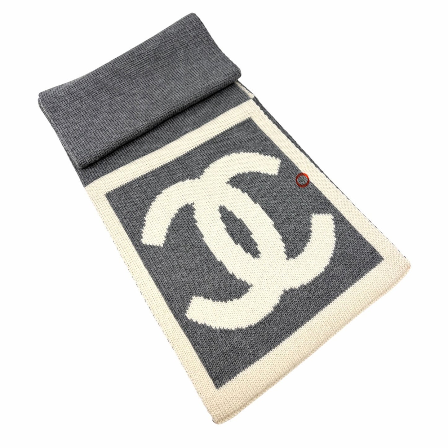 CHANEL Sport Vintage CC Big Logo Muffler Scarf Wrap Accessory Gray Cream Wool