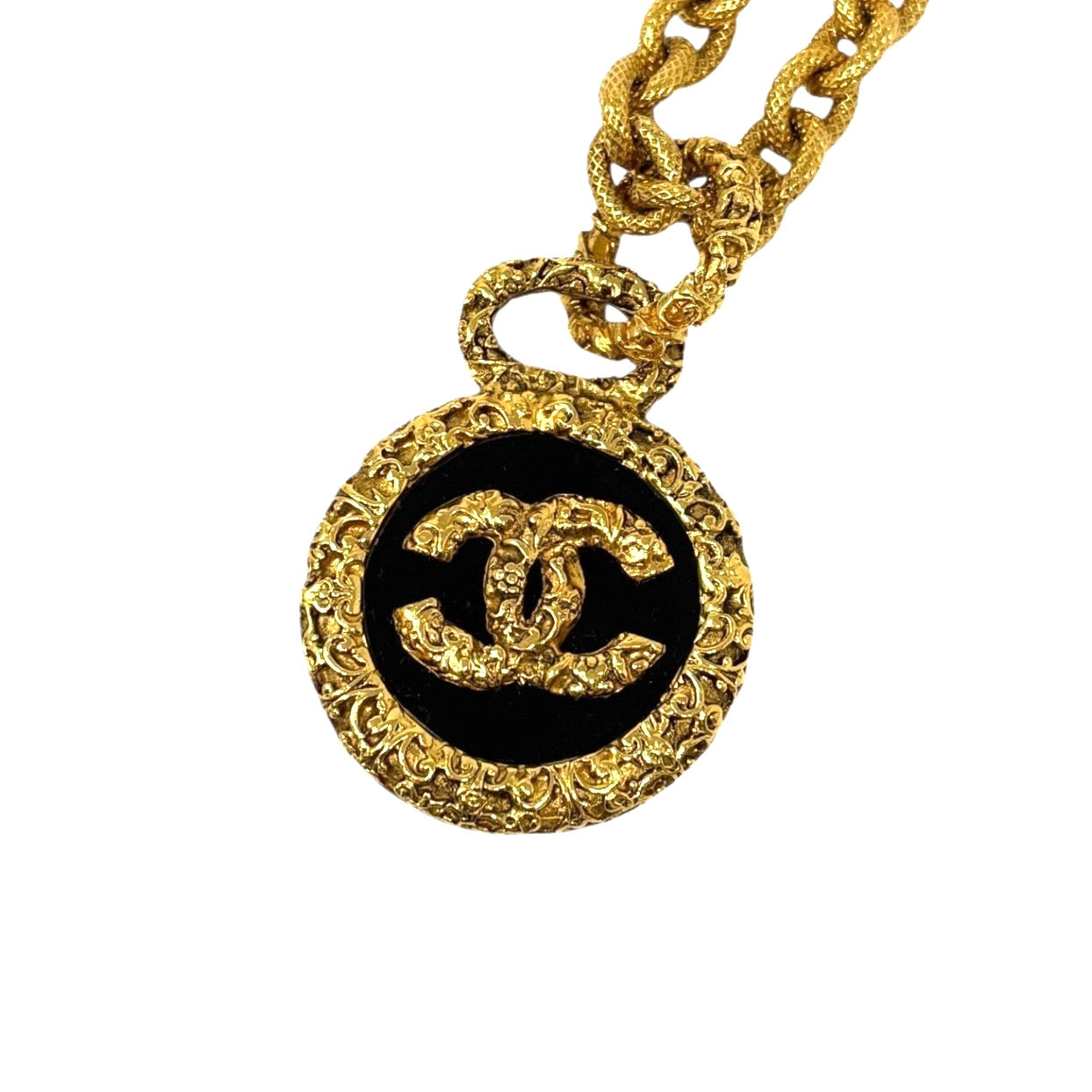CHANEL Vintage 93A CC Logo Pendant Necklace Chain Gold Black Metal Accessory