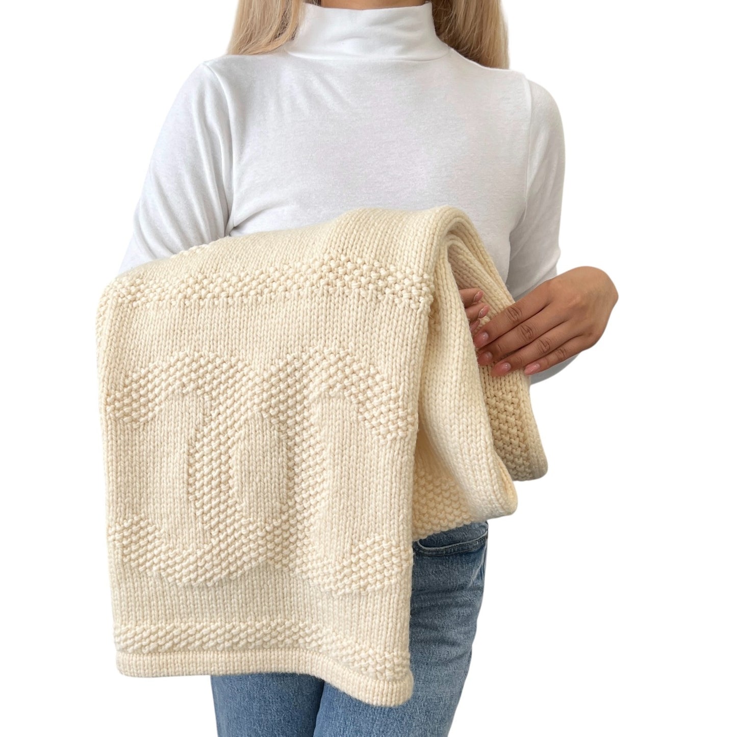 CHANEL Vintage CC Logo Knit Scarf Wrap Accessory Cream Wool Stitch