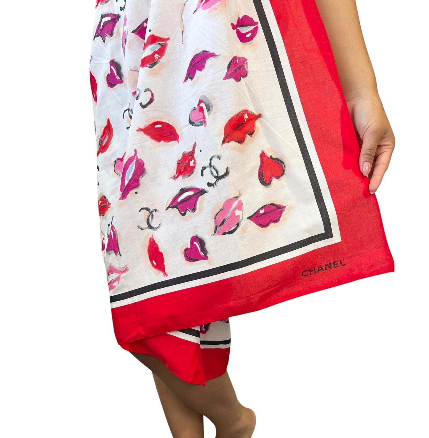CHANEL Vintage CC Logo Lip Big Scarf Wrap Pareo White Multicolor Cotton