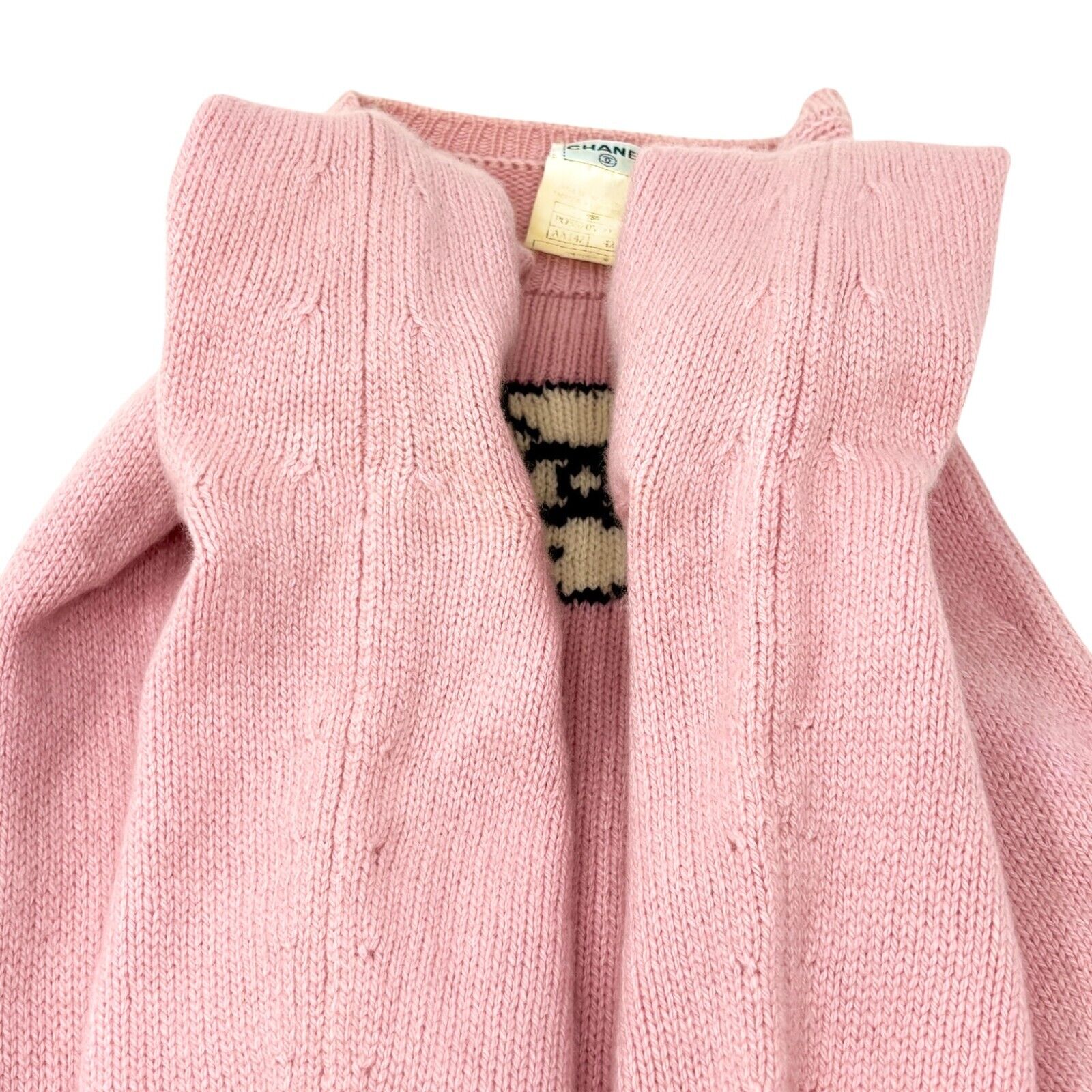 CHANEL Vintage 95A CC Logo Camellia Knit Sweater Top #42 Pink Cream Cashmere