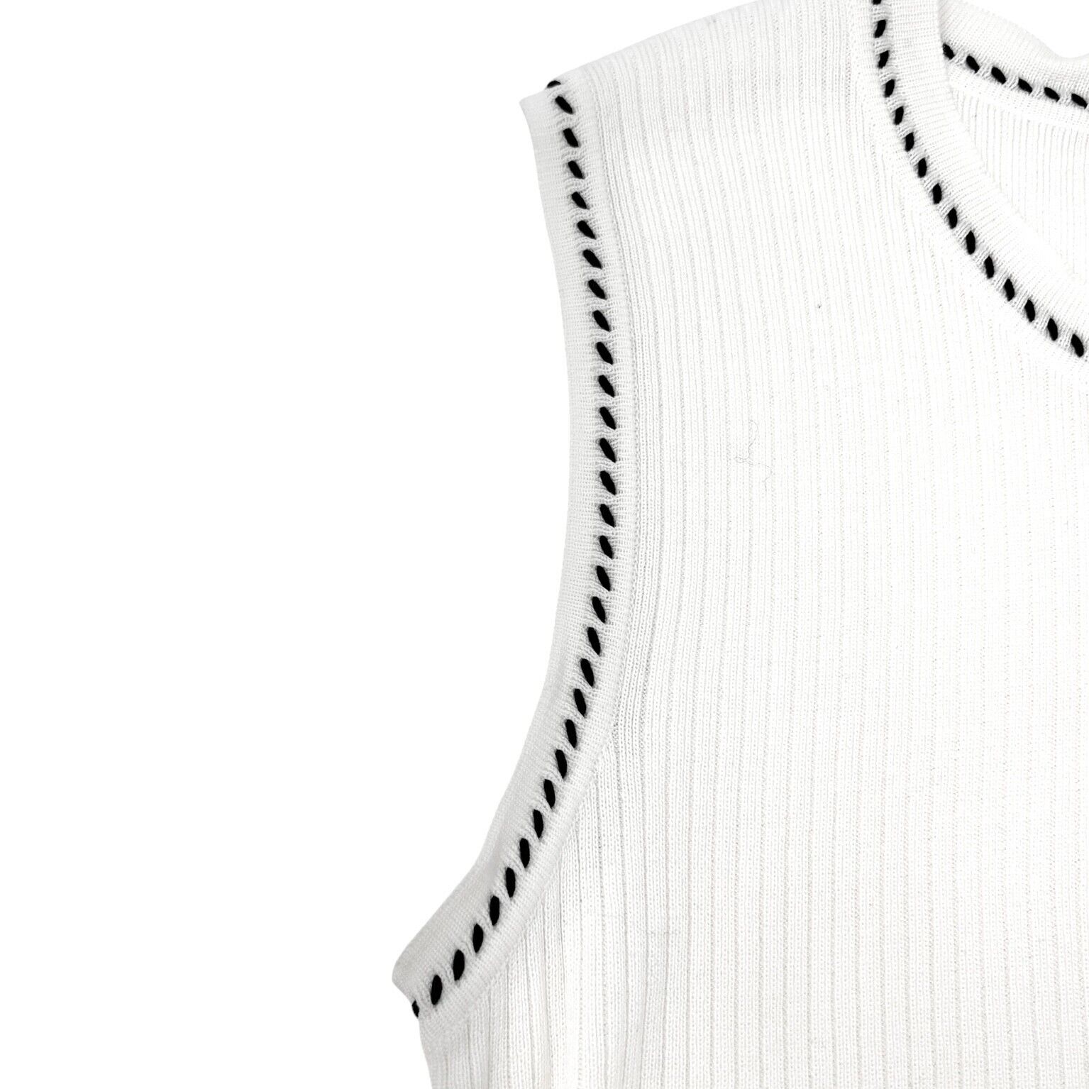 CHANEL Vintage 96P CC Logo Knit Tank Top #40 White Black Cotton Stitch