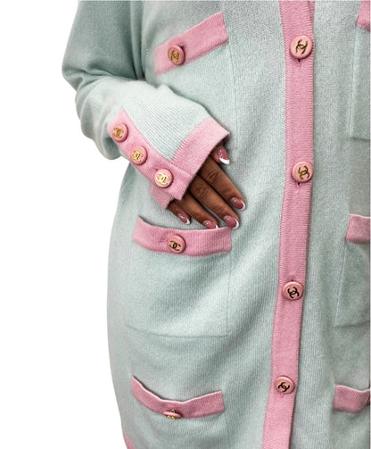 CHANEL Vintage CC Logo Cashmere Knit Long Cardigan Top Blue Pink 902470