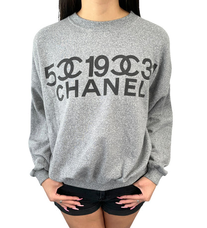 CHANEL Vintage 90s CC Logo Sweatshirt Pullover Long Sleeve Gray Black Cotton