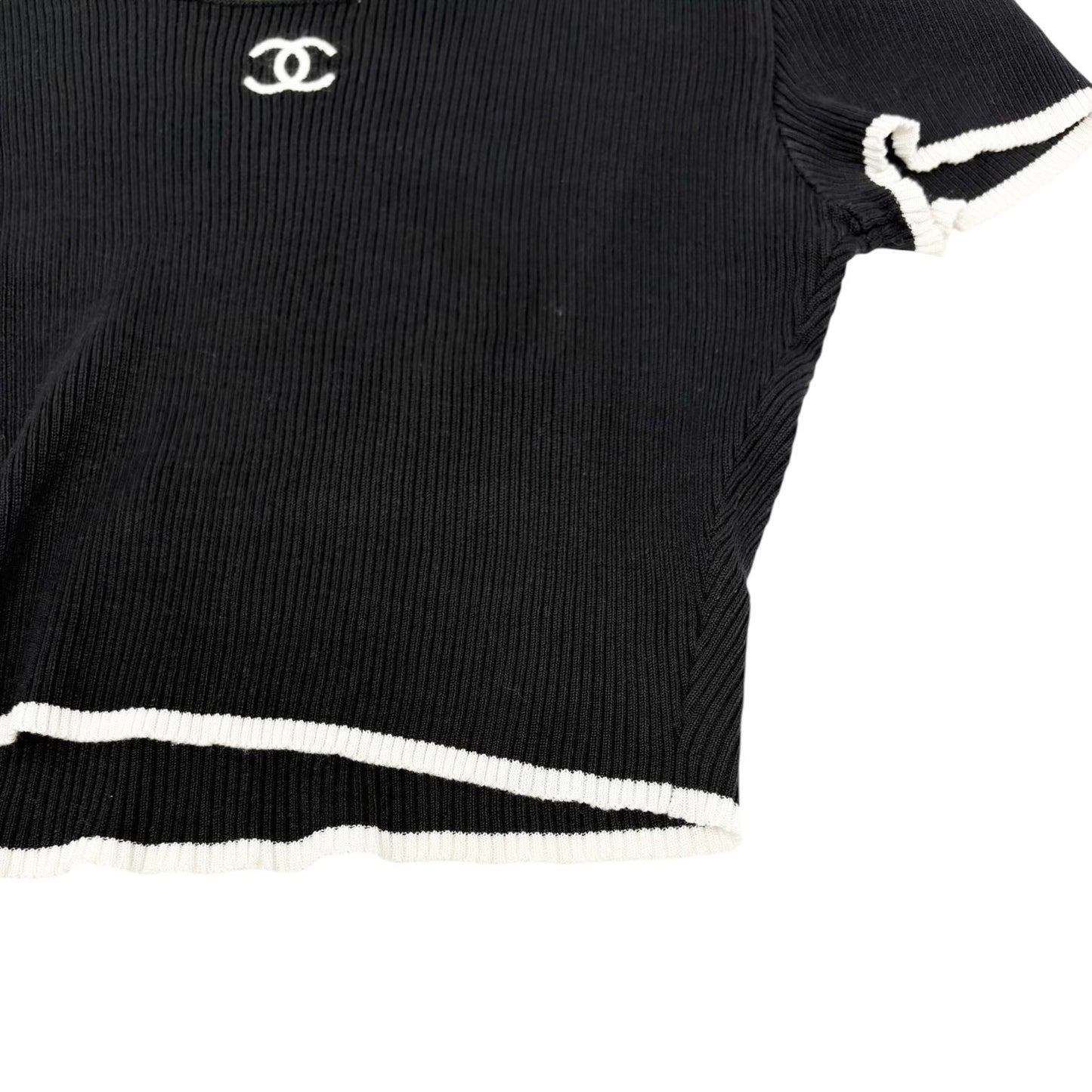 CHANEL Vintage 95P CC Logo Cropped Ribbed T-shirt #36 Black White Cotton