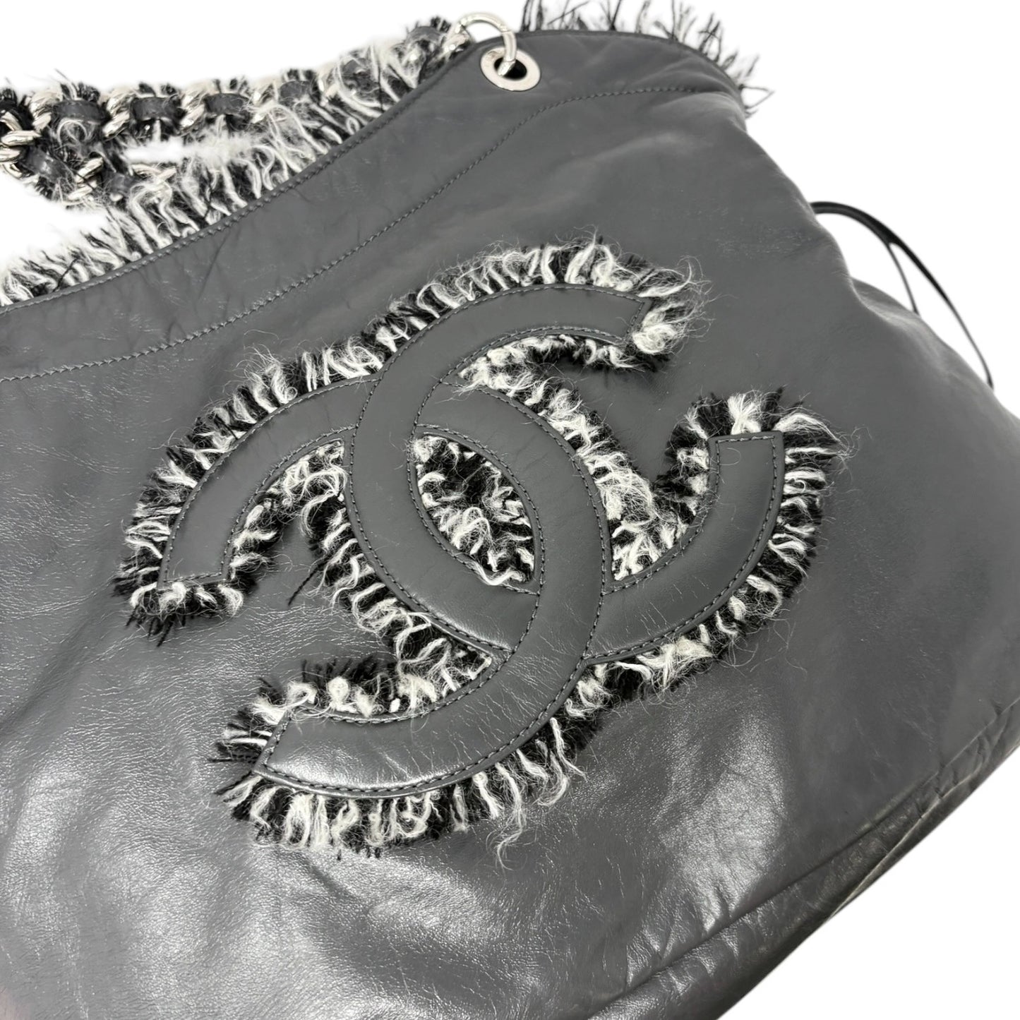 CHANEL Vintage CC Big Logo Funny Tweed Bon Bon Lambskin Shoulder Bag Gray Chain