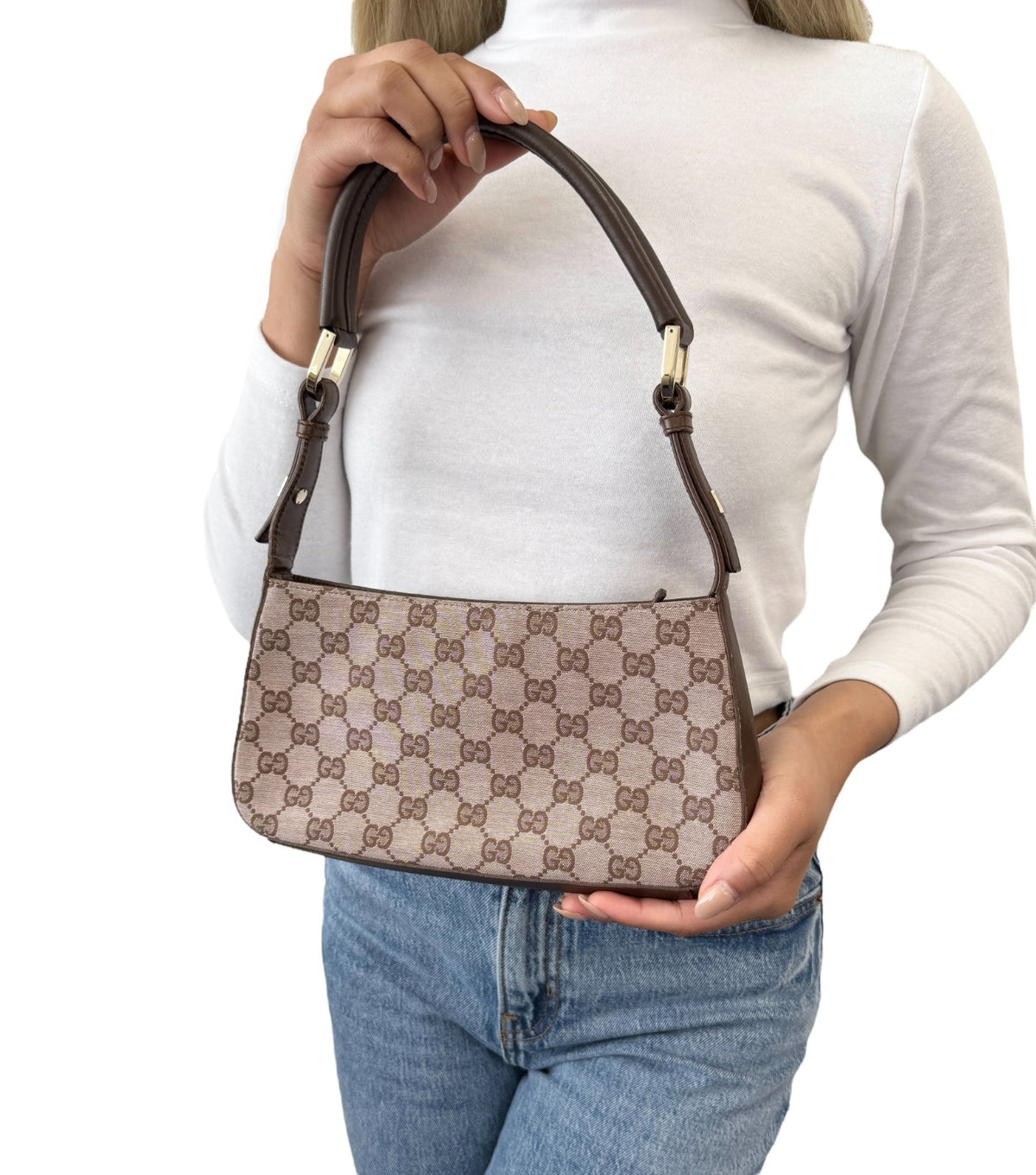 GUCCI Vintage GG Monogram Logo Canvas Shoulder Bag Leather Brown Gold 902399