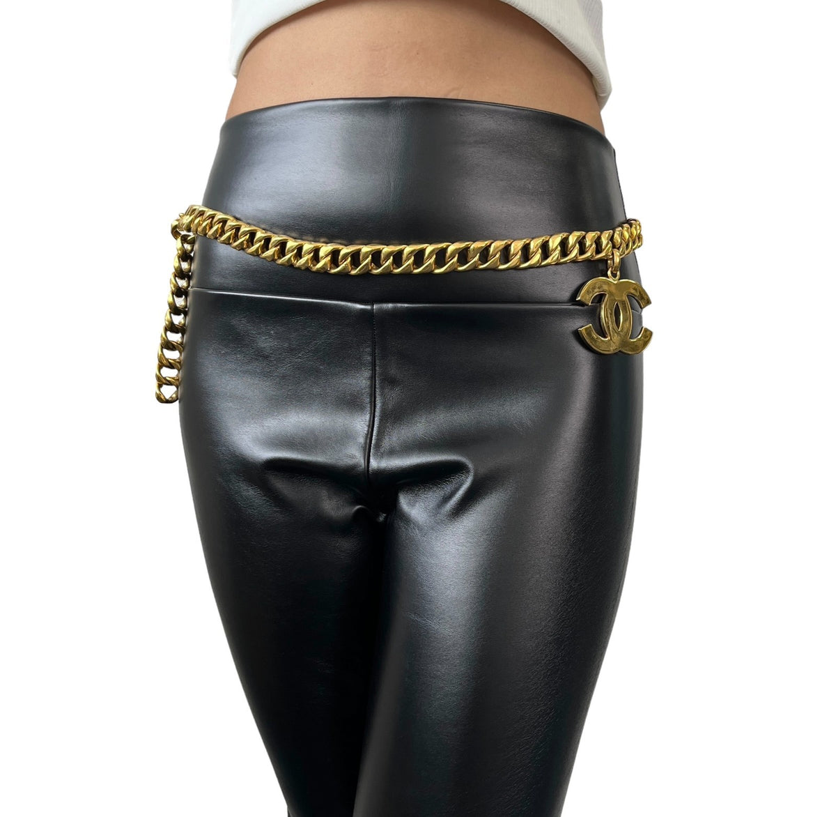 CHANEL Vintage 93P CC Logo Chain Waist Belt Accessory Gold Metal 902396