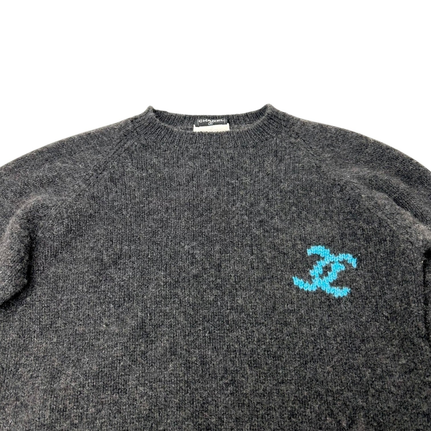 CHANEL Vintage 96A CC Logo Knit Sweater Top #36 Gray Blue Cashmere