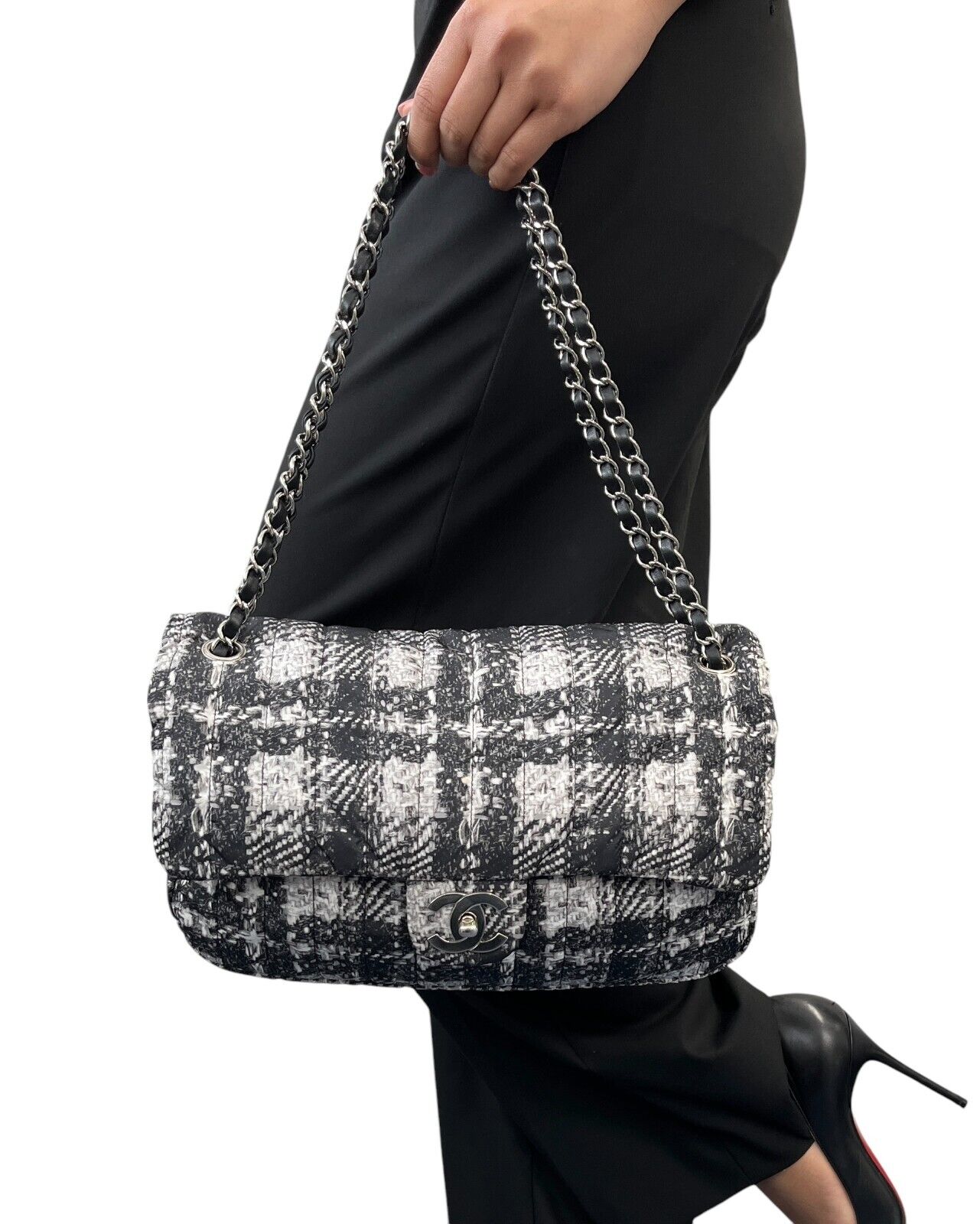 CHANEL Vintage CC Logo Matelasse Shoulder Bag With Pouch Black Silver Nylon