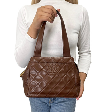 CHANEL Vintage CC Logo Quilted Shoulder Handbag Brown Gold Leather 902804