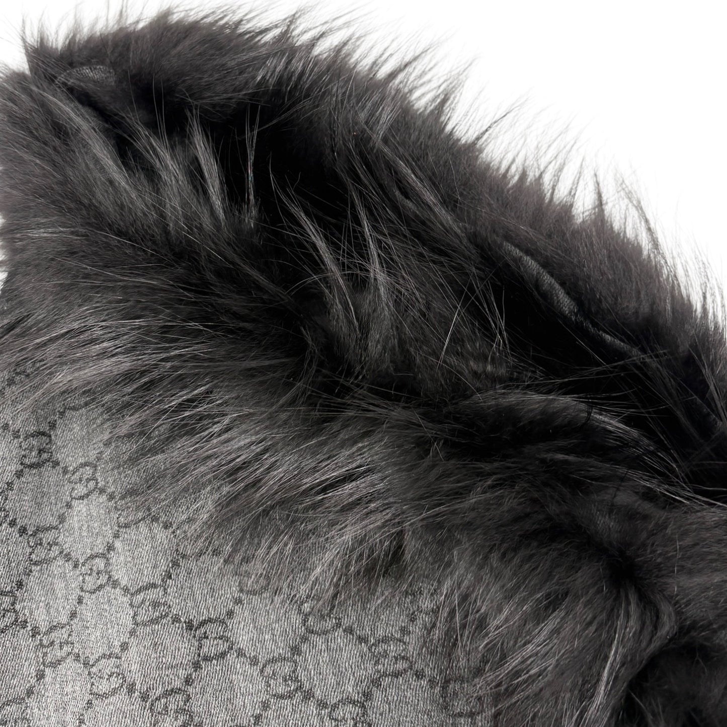 GUCCI Vintage GG Logo Monogram Fox Fur Shawl Scarf Wrap Gray Black 902584