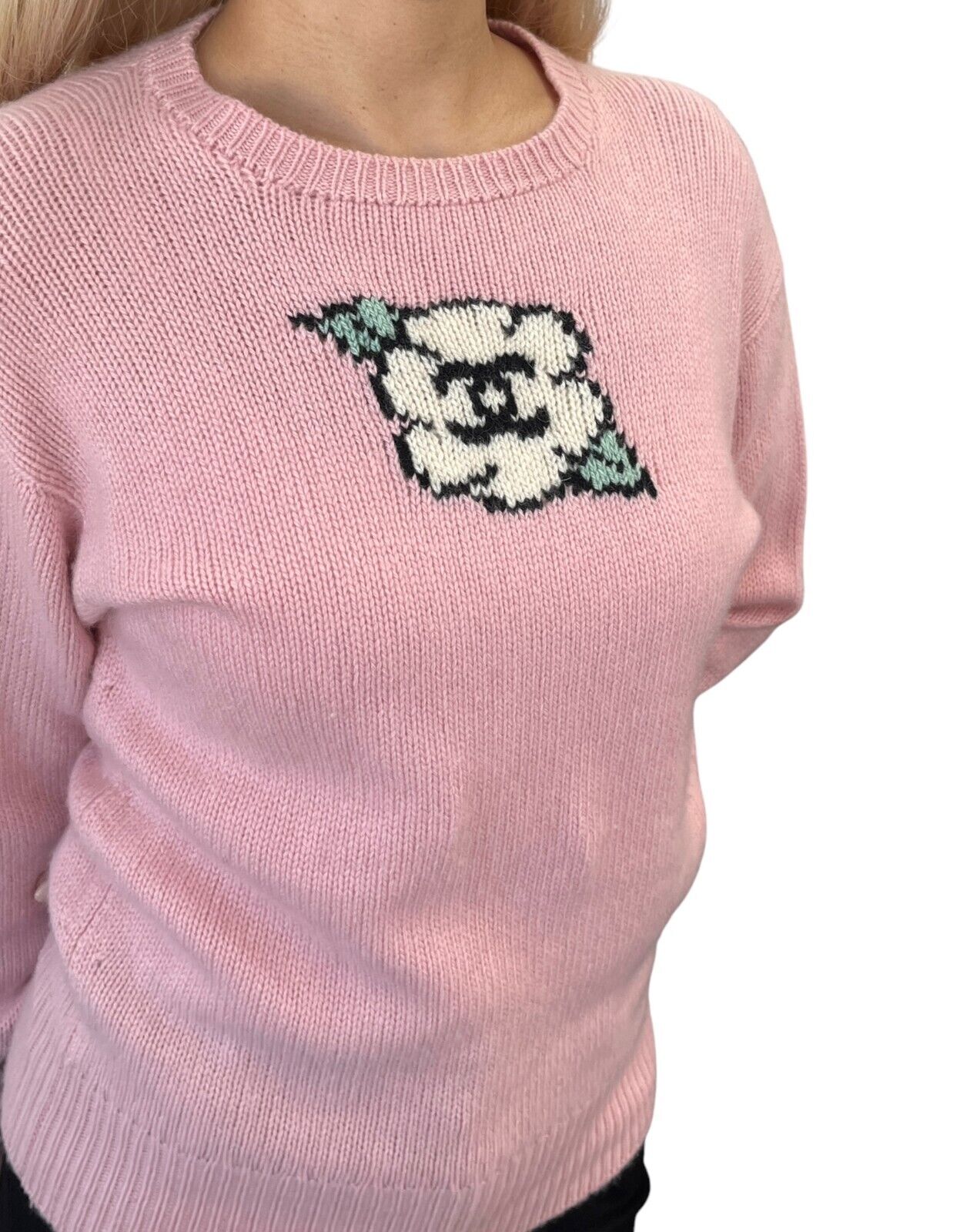 CHANEL Vintage 95A CC Logo Camellia Knit Sweater Top #42 Pink Cream Cashmere