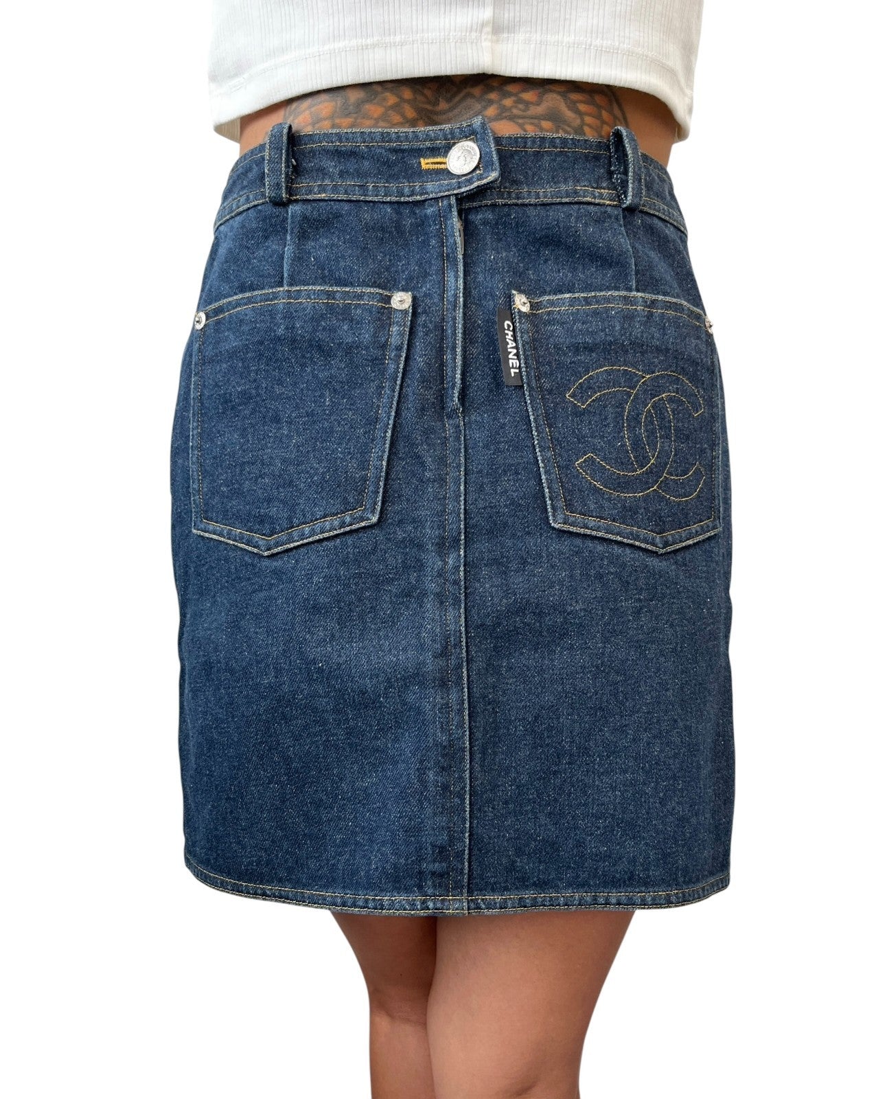 CHANEL Vintage 96P CC Mark Logo Denim Skirt #36 Dark Blue Yellow Cotton