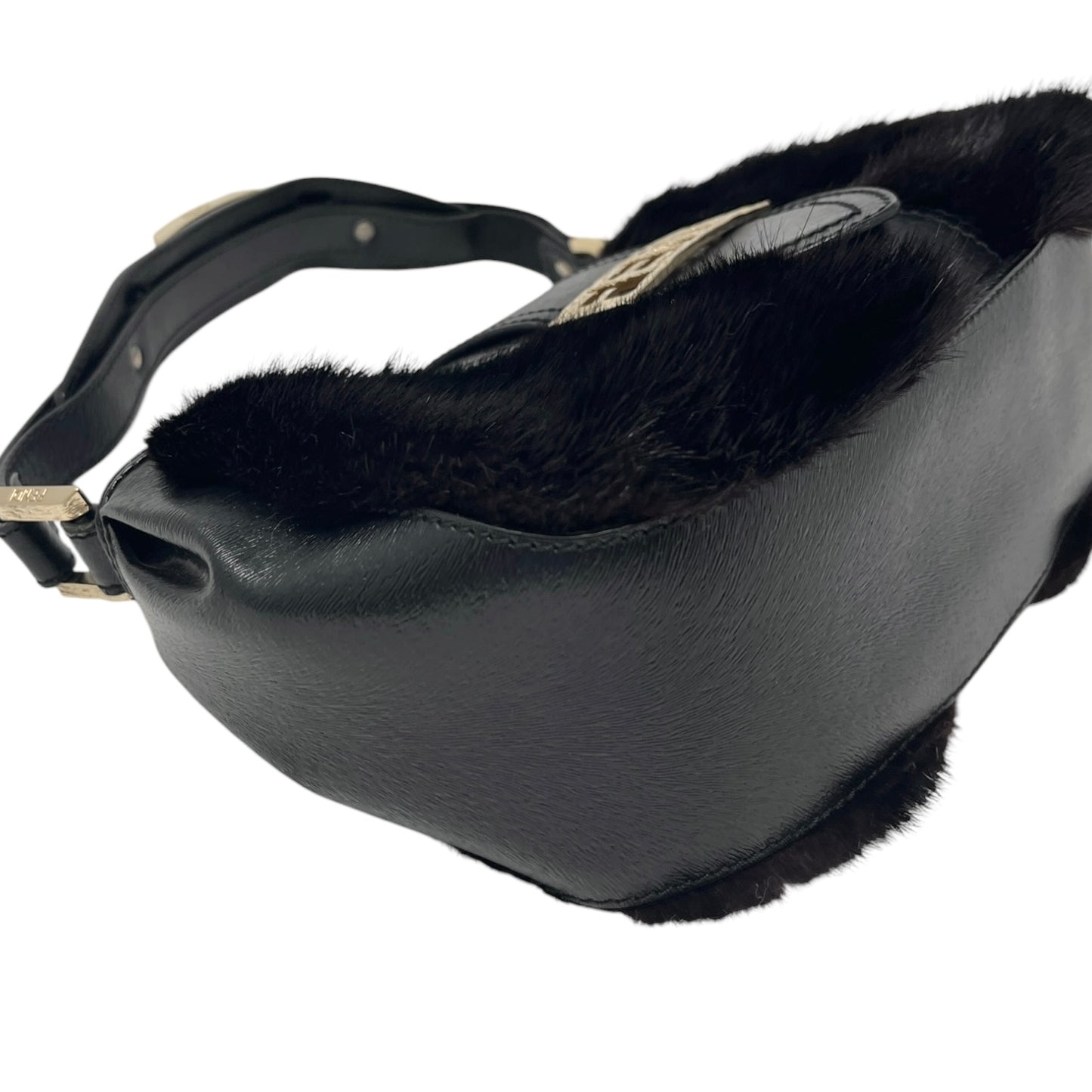 [Exclusive] FENDI Vintage Logo Fur Baguette Mini Shoulder Bag Black Gold 800001
